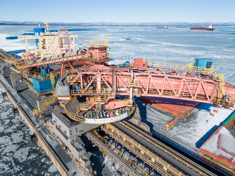 Un jalon important : 50 millions de tonnes manutentionnées par l'équipe de Logistec au Port de Sept-Îles