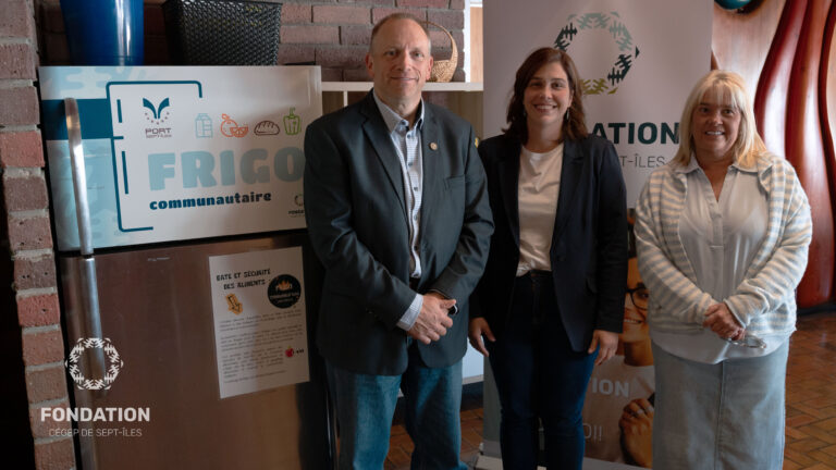 Un frigo communautaire pour soutenir la sécurité alimentaire des étudiants du Cégep de Sept-Îles
